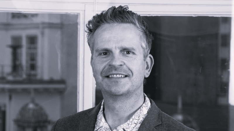 Can you 'convince' a journalist to read your pitch?